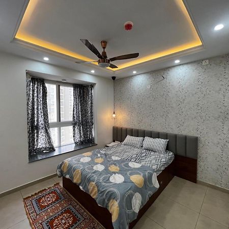 Appartamento Cosy 1Bhk In Bhartiya City Yelahanka Esterno foto